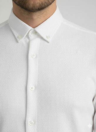 Erkek Gömlek Kırışık Kumaş Dokulu Uzun Kol Dar Kesim Beyaz Erkek Gömlek