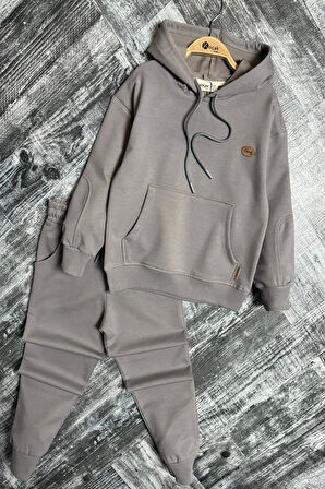 Kapüşonlu ve Kanguru Cepli Gri Renk Erkek Çocuk Eşofman Takım