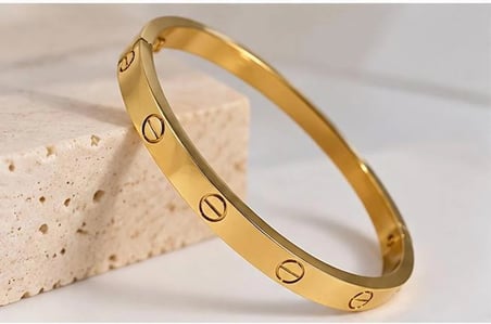 Cartier Gold Bileklik – Zarif ve Zamansız Tasarım