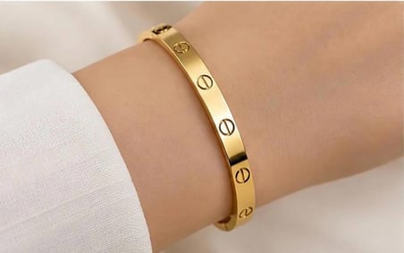 Cartier Gold Bileklik – Zarif ve Zamansız Tasarım