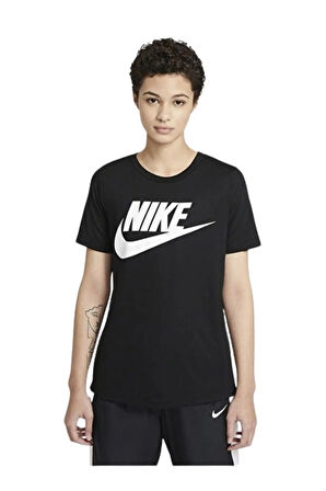 Sportswear Essential T-shirt At5464-010