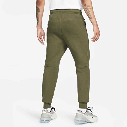 Tech Fleece Jogger FB8002-222
