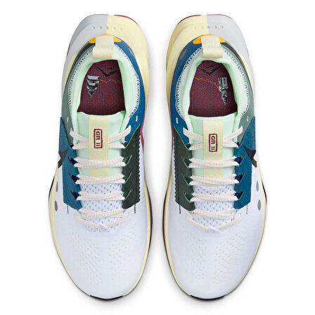 Nike W Zoomx Zegama Trail 2 Beyaz Koşu Ayakkabısı FD5191-101