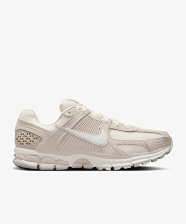 Nike Zoom Vomero 5    HF1553-100