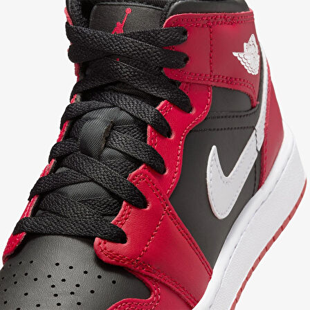 Air Jordan 1 Mid 'Gym Red Black White' (GS) DQ8423-061