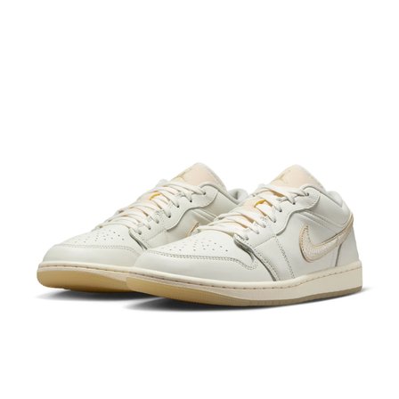 Air Jordan 1 Low SE