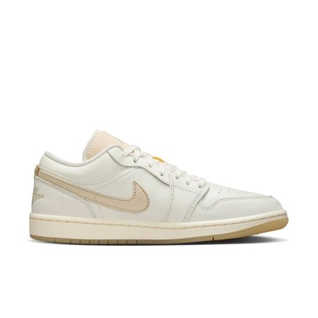 Air Jordan 1 Low SE