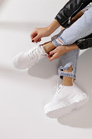 Günlük Kadın Spor Ayakkabı Yüksek Taban 6 Cm Sneaker Siyah - Beyaz - Bej - Rugan - Süet 001