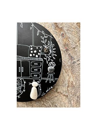 özel tasarım el yapımı pebble art kedili siyah yuvarlak tablo