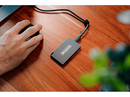 VERBATIM 1 TB Metal Mini 3.2 USB (2000Mb/s) Harici SSD Siyah