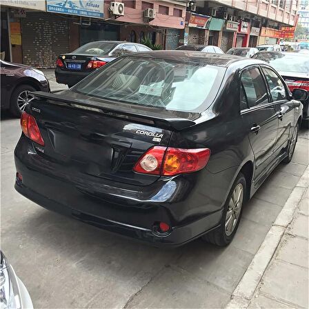 Toyota Corolla ledli spoiler Boyalı 2006-2013 arası modeller (Pianoblack)