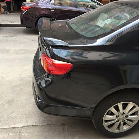 Toyota Corolla ledli spoiler Boyalı 2006-2013 arası modeller (Pianoblack)