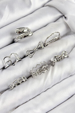 Pirinç Zirkon Taşlı Fiyonk Ve Kalp Model Gümüş Renk Kadın Yüzük Kombin Set