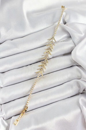 Pirinç Gold Renk Zirkon Taşlı Balık Sırtı Kadın Bileklik