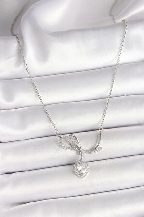 316L Çelik Gümüş Renk Zincir Zirkon Taşlı Düğüm Sallantı Kalp Figür Kadın Kolye