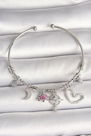 Pirinç Gümüş Renk Sallantı Zirkon Taşlı Gezegen Figür Kalp Detay Charm Kadın Bileklik