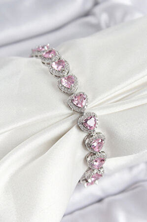 Pirinç Zirkon Taşlı Pembe Kalp Baget Model Gümüş Renk VIP Seri Kadın Bileklik