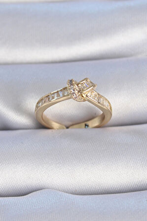 Pirinç Gold Renk Zirkon Taşlı Düğüm Model Kadın Yüzük