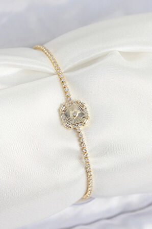 Pirinç Zirkon Taşlı Kare Model Gold Renk Kadın Bilekilk