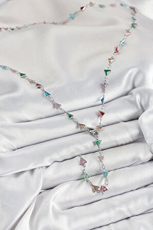 Pirinç Renkli Zirkon Taşlı Üçgen Model Gümüş Renk Kadın Y Kolye