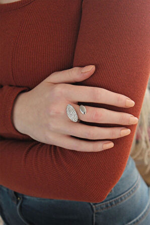 Ayarlanabilir Gümüş Renk Zirkon Taşlı Virgül Yüzük