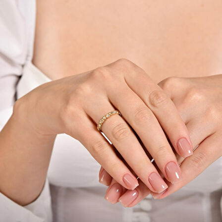 Kalpli Taşlı Altın Yüzük