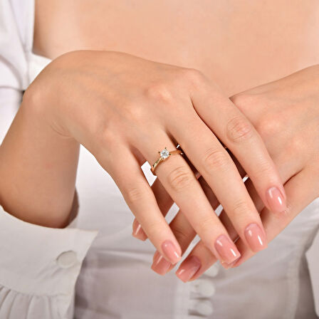 Altın Tektaş Yüzük