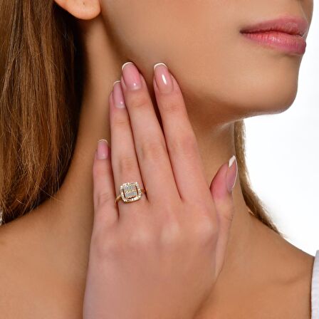 Baget Taşlı Altın Yüzük