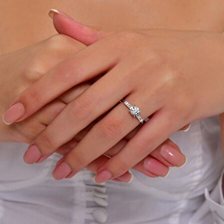 Altın Tektaş Yüzük