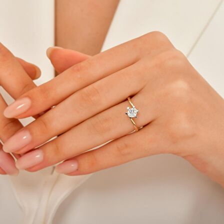 Altın Tektaş Yüzük