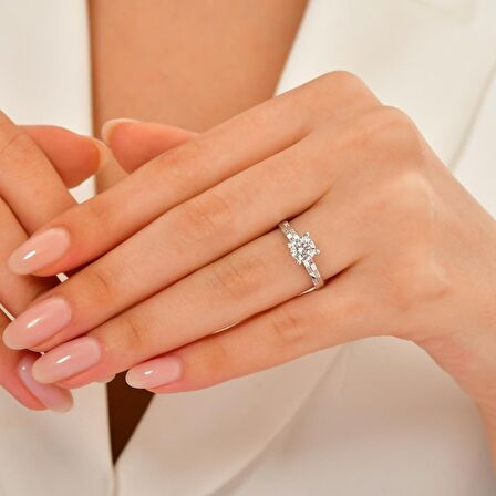 Altın Tektaş Yüzük