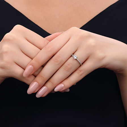 Altın Tektaş Yüzük