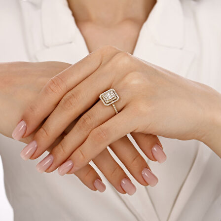 Altın Baget Taşlı Tasarım Yüzük - 14K