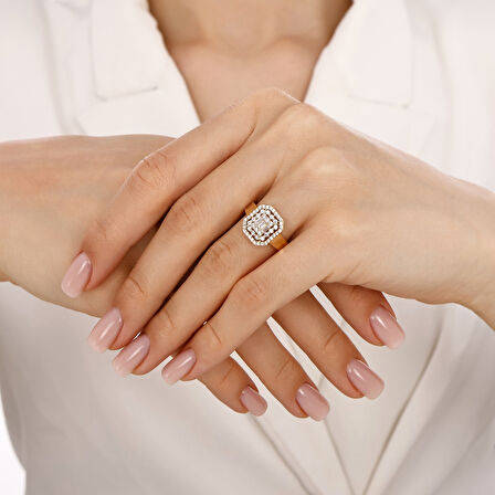 Altın Baget Taşlı Tasarım Yüzük - 14K