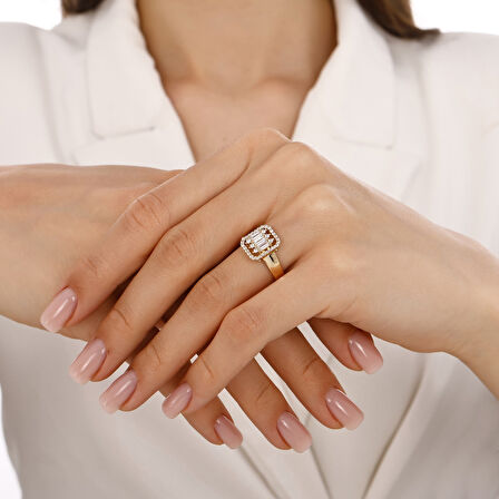 Altın Baget Taşlı Tasarım Yüzük - 14K