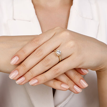 Altın Tektaş Yüzük - 14K - 2.26gr