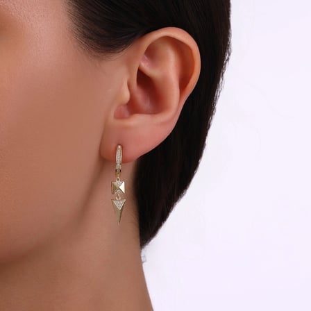 Altın Taşlı Sallantılı Küpe - 14K