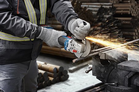 Bosch GWS 18V-8 2x4.0Ah+Kanvas Çantalı Çift Akülü Taşlama Makinası