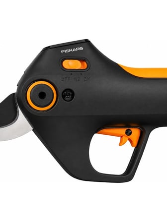 Fiskars Akülü Budama Makası Bypass M Batarya Dahil 1082297
