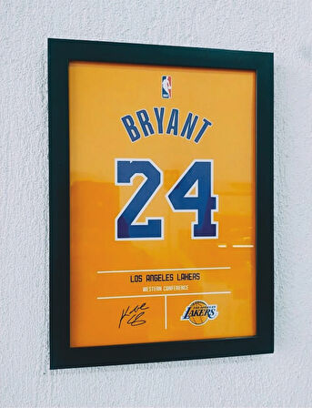 30x42 cm Kobe Bryant NBA Forma Tasarımlı Poster Tablo 1 mm Şeffaf PVC Korumalı Çerçeve