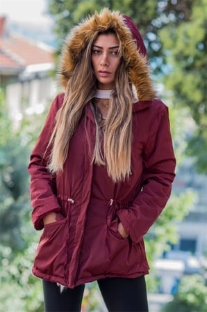 Bordo Su Geçirmez İçi Kürklü Kürk Kapüşonlu Mont