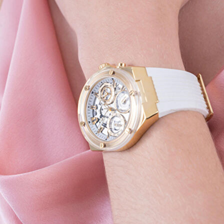 Guess GUGW0409L2 Kadın Kol Saati