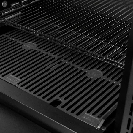 Gravity Serisi 600 Dijital Kömürlü Smoker Mangal