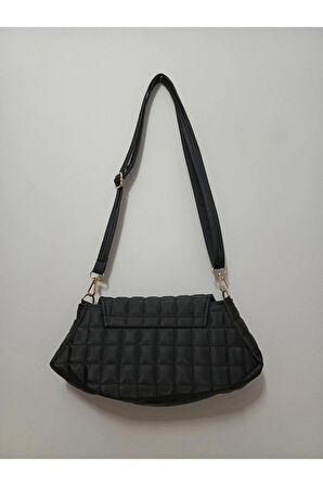 Şık Ve Pratik Siyah Kapitone Çanta