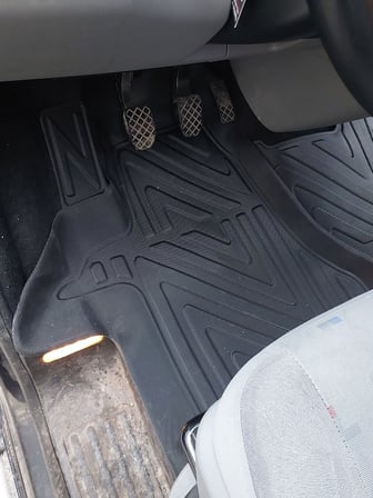 Vw Transporter T5 Premium Havuzlu Oto Paspas 2003-2015 Arası Uyumlu