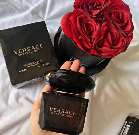 Versace crystal noir kadın parfümü 90 ml