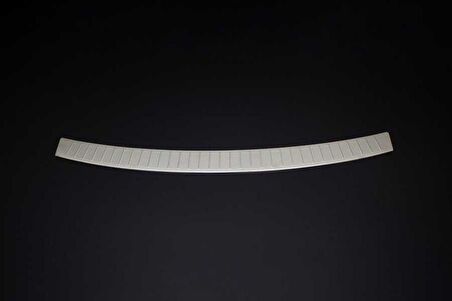 Bmw 1 Serisi E87 HB Krom Arka Tampon Eşiği Taşlı 2004-2011 Arası