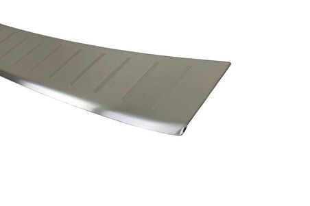 Ford Focus 4 SW Krom Arka Tampon Eşiği P.Çelik (Taşlı) 2018 ve Sonrası