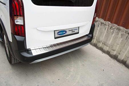 Opel Combo E Krom Arka Tampon Eşiği 2019 ve Sonrası