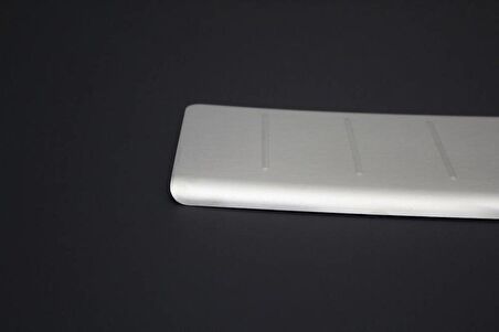 Peugeot 5008 Krom Arka Tampon Eşiği Taşlı 2016 ve Sonrası